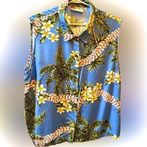 Authentic made in Hawaii button down shirt